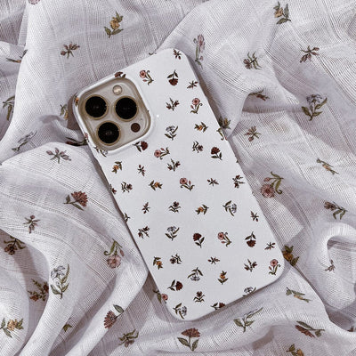 Eggshell Ditsy Printed Phone Cases iPhone 17 / Armoured by Veronica Tucker - The Dairy